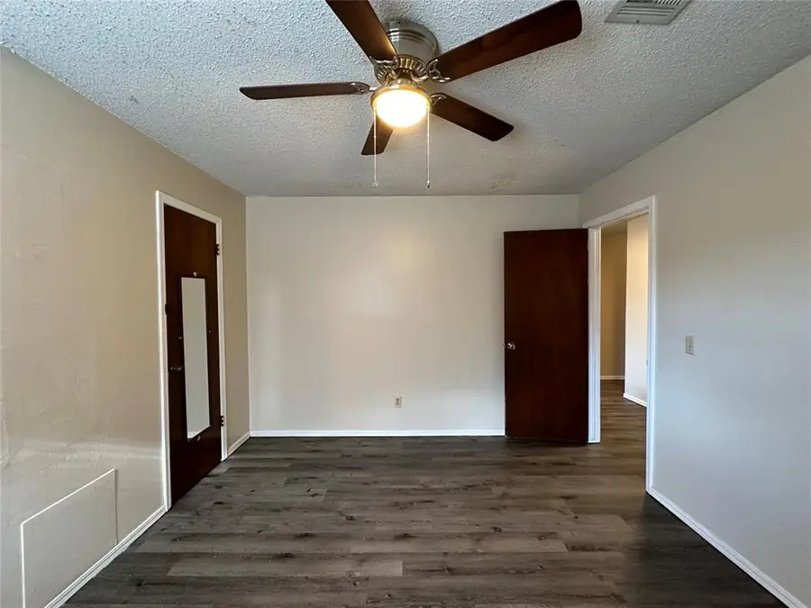 520 Peppertree Lane, Midwest City, OK 73110 - #3