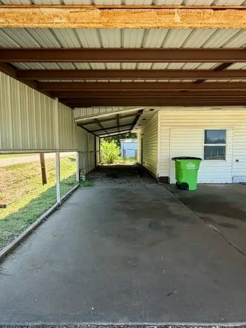 1426 Pastusek Avenue, Prague, OK 74864 - #2