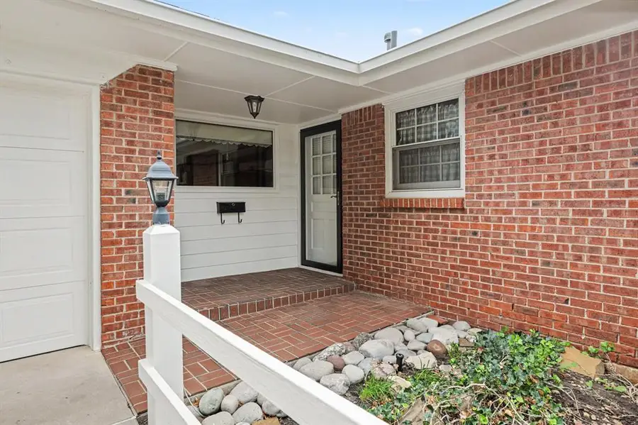4225 NW 59th Street, Oklahoma City, OK 73112 - #3