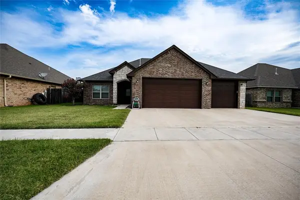2105 Longhorn Trail, Altus, OK 73521