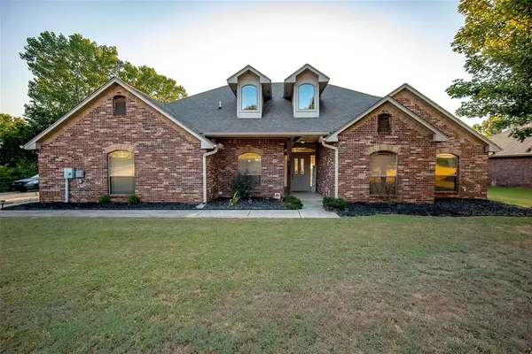 8621 Blue Heron Cove, Edmond, OK 73034