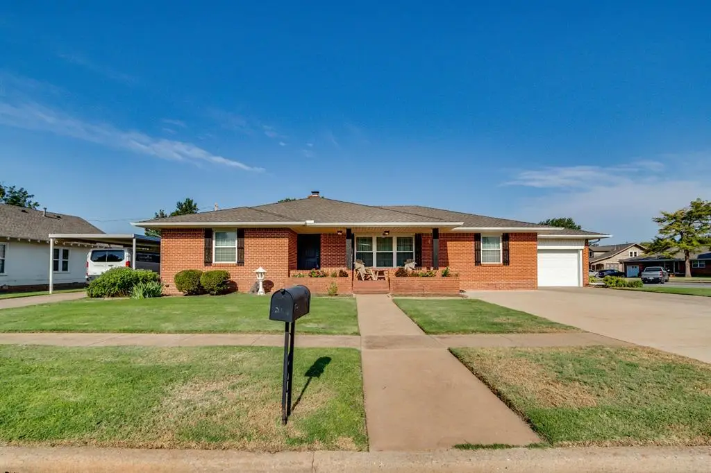 209 S 4th Street, Okarche, OK 73762 - #1
