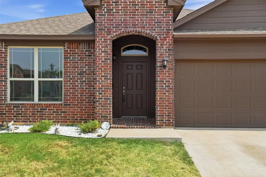 9520 Timberland Lane, Yukon, OK 73099 - #2