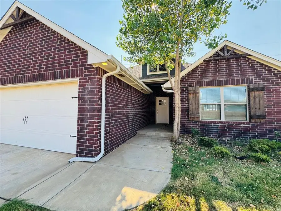 9005 Poppey Place, Yukon, OK 73099 - #3