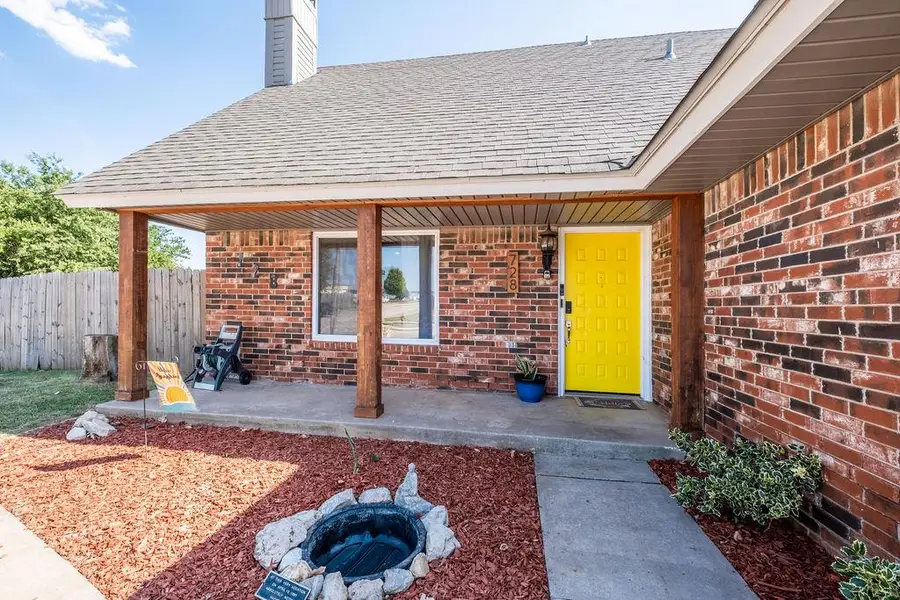 728 Miller Drive, Yukon, OK 73099 - #2