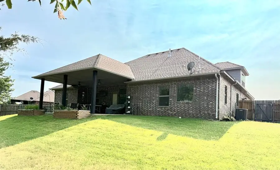 286 Mounds Road, Harrah, OK 73045 - #3