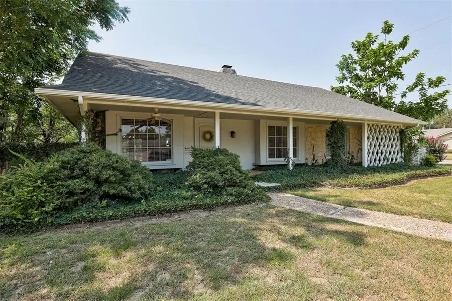 1744 Westbrooke Terrace, Norman, OK 73072 - #2