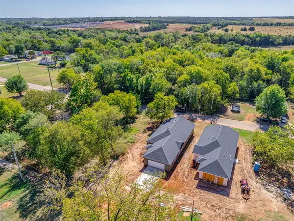 706 E Lincoln Avenue, Guthrie, OK 73044