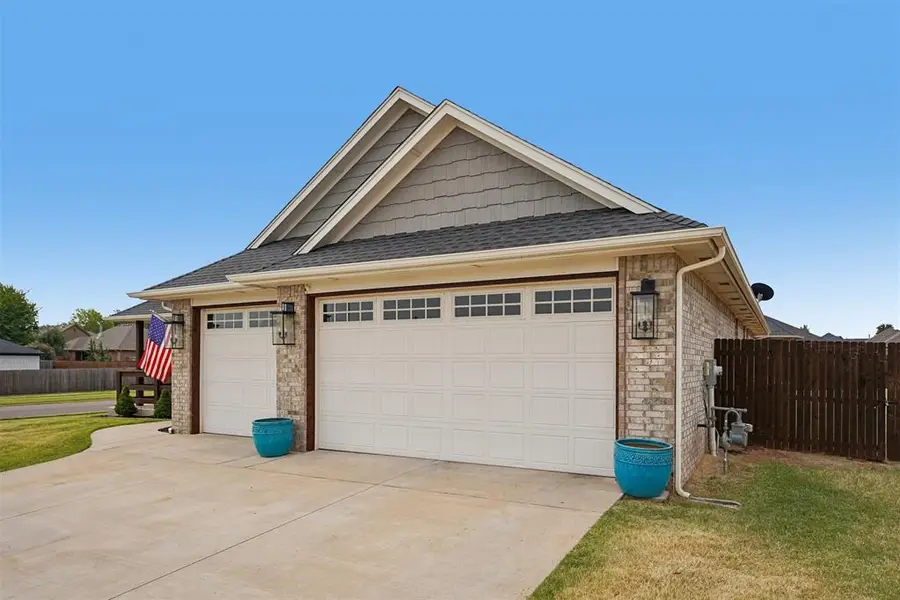 414 Megan Lane, Blanchard, OK 73010 - #2