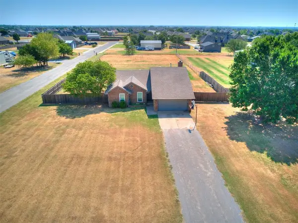 524 W Antelope Street, Piedmont, OK 73078