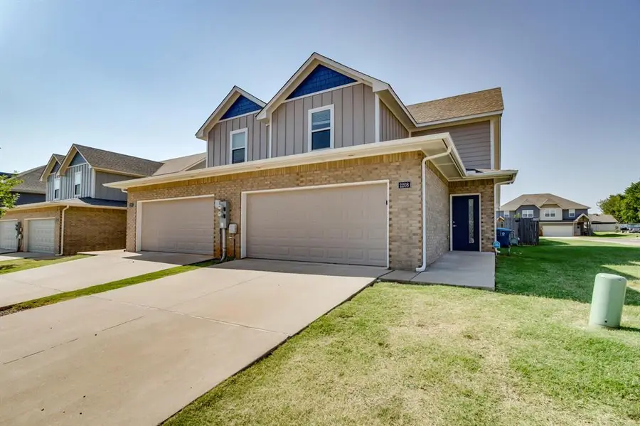 2208 Camino Del Plaza Lane, Edmond, OK 73013 - #3