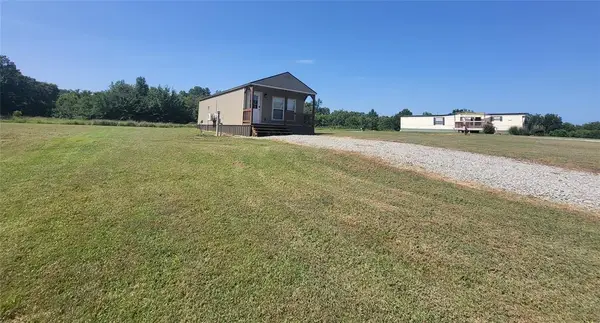 418251 E 1201 Road, Eufaula, OK 74432