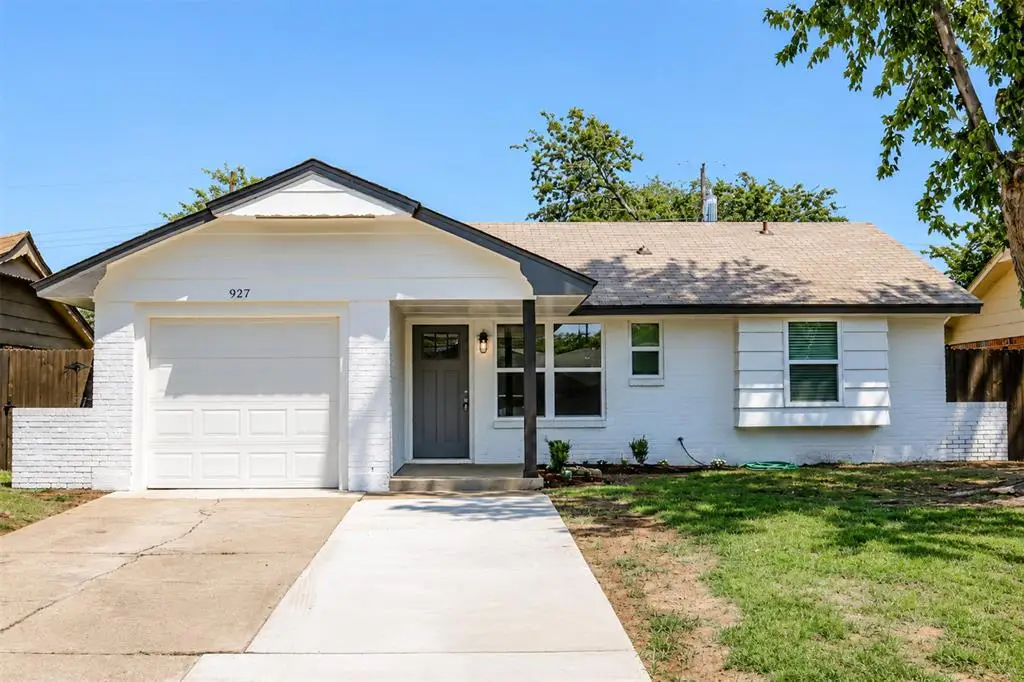 927 SW 2nd Street, Moore, OK 73160 - #1