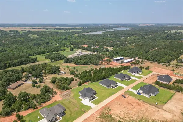 9385 Eliana Drive, Guthrie, OK 73044