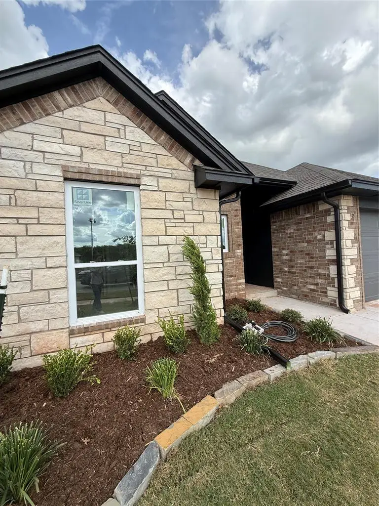 1320 Colonial Avenue, Tuttle, OK 73089 - #3