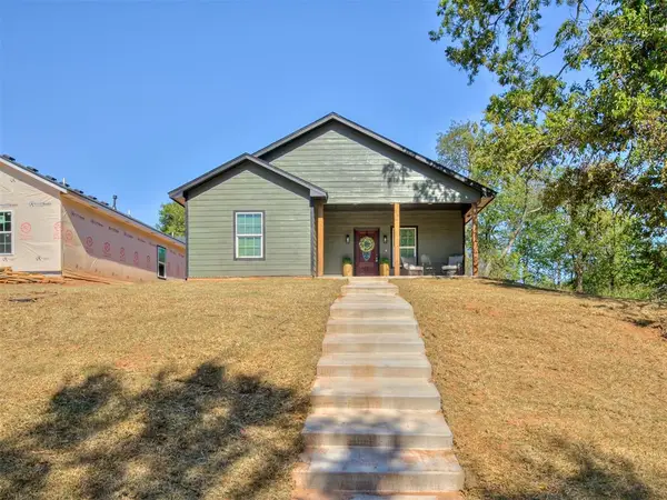 712 E Lincoln Avenue, Guthrie, OK 73044