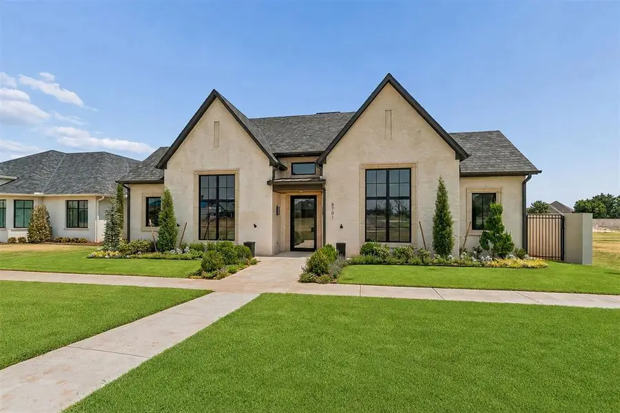 5701 Promenade Square, Oklahoma City, OK 73142 - #2