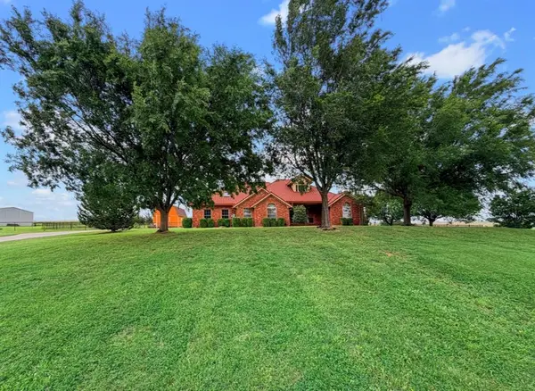 594 NE Valley View Road, Lawton, OK 73507