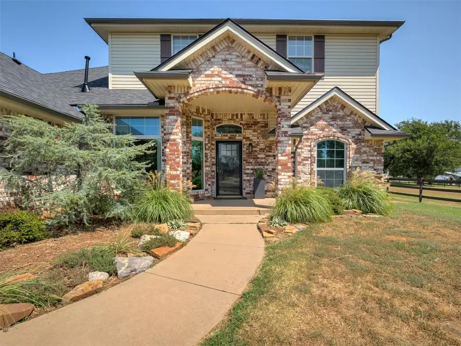 5901 E Mcmillin Drive, Tuttle, OK 73089 - #2