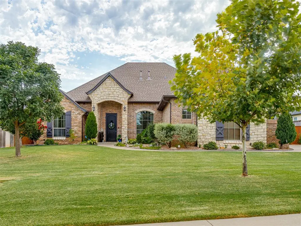 700 Newport Bridge Drive, Edmond, OK 73034 - #1