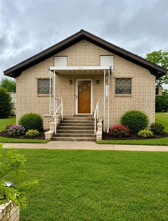 120 N Main Street, Verden, OK 73092