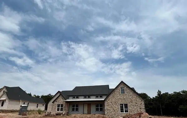 13225 Lost Creek Trail, Edmond, OK 73034