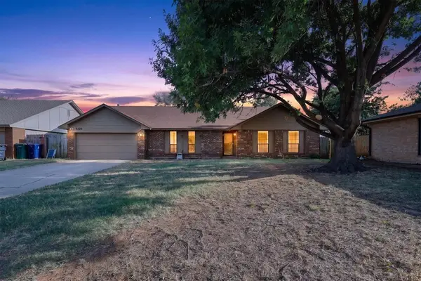 8324 NW 111th Terrace, Oklahoma City, OK 73162