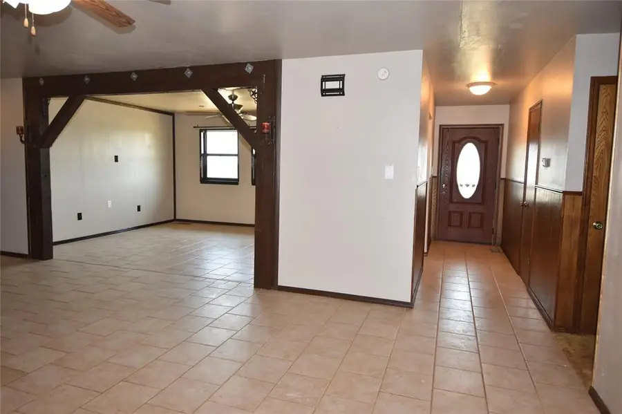 5501 N Post Road, Guthrie, OK 73044 - #2