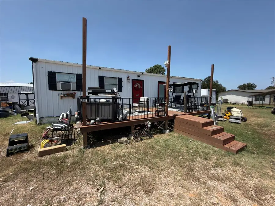 100 Parkview Court, McLoud, OK 74851 - #3
