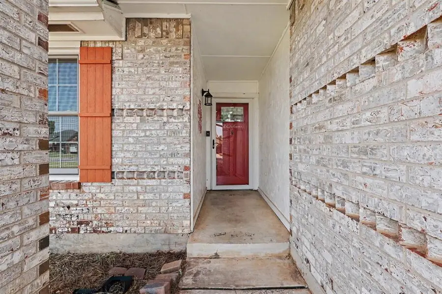 10128 Hollyhead Way, Yukon, OK 73099 - #3