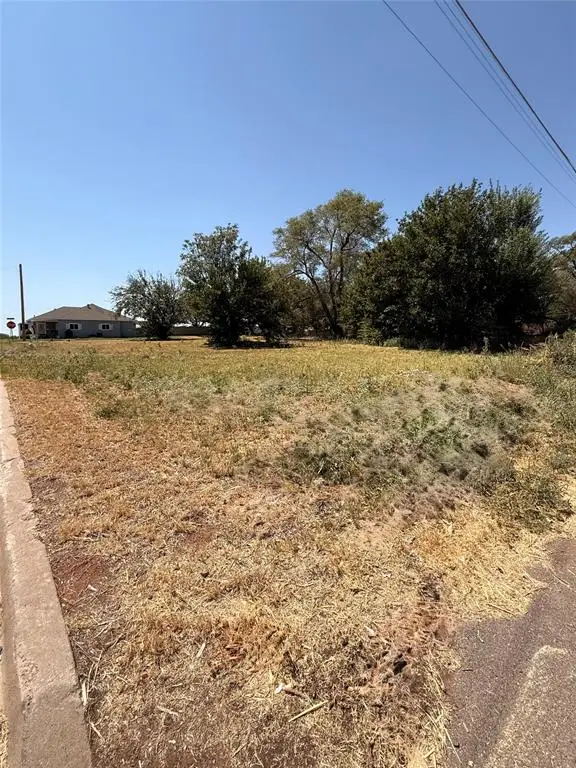 619 S Oliver Avenue, Elk City, OK 73644 - #3