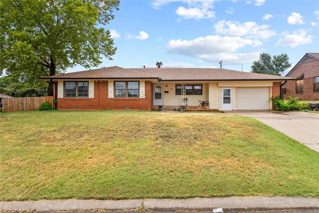 600 N Congress Street, Clinton, OK 73601 - #1
