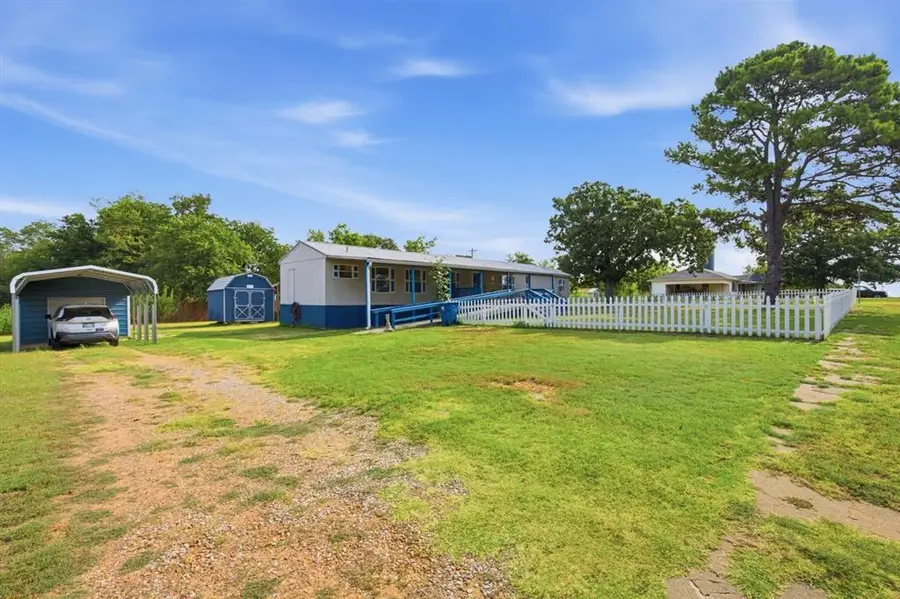316 1st Street, Wanette, OK 74878 - #3