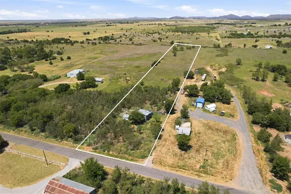 20569 E County Road 156, Blair, OK 73526