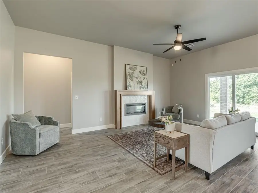 12513 Dolche Vita Drive, Yukon, OK 73099 - #3