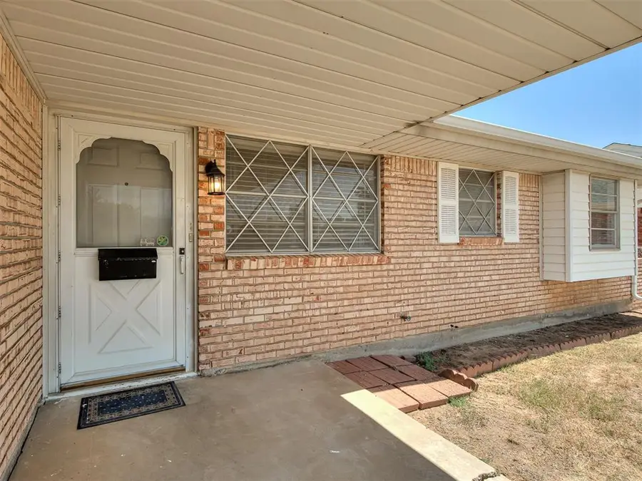 8012 S Villa Avenue, Oklahoma City, OK 73159 - #3