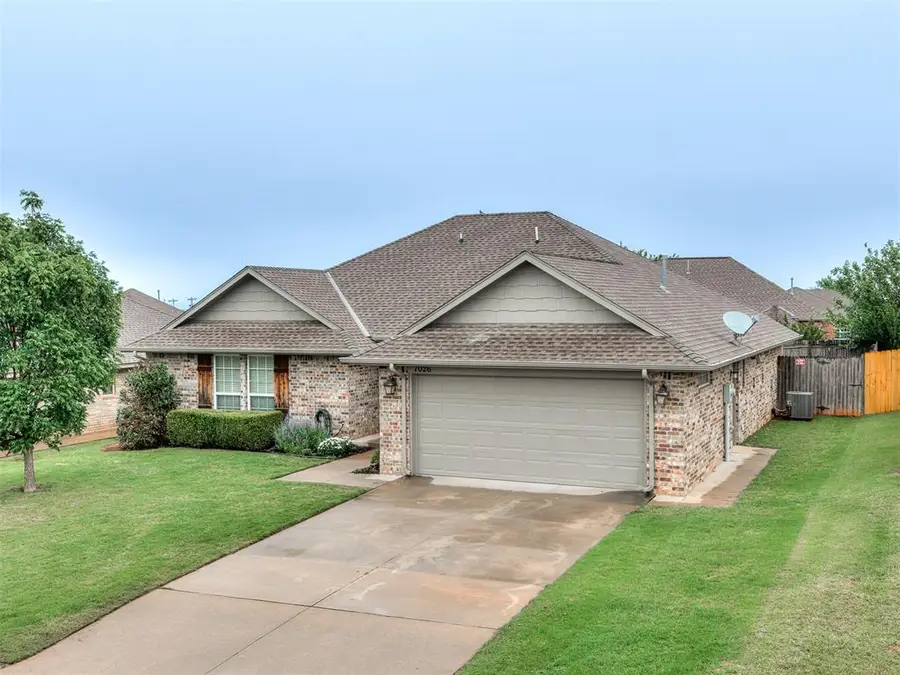 7026 N Cherokee, Warr Acres, OK 73132 - #2