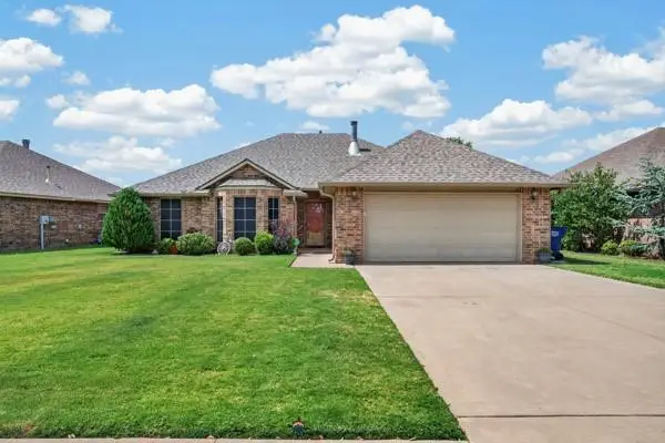 1221 W Johnathan Way, Mustang, OK 73064 - #1