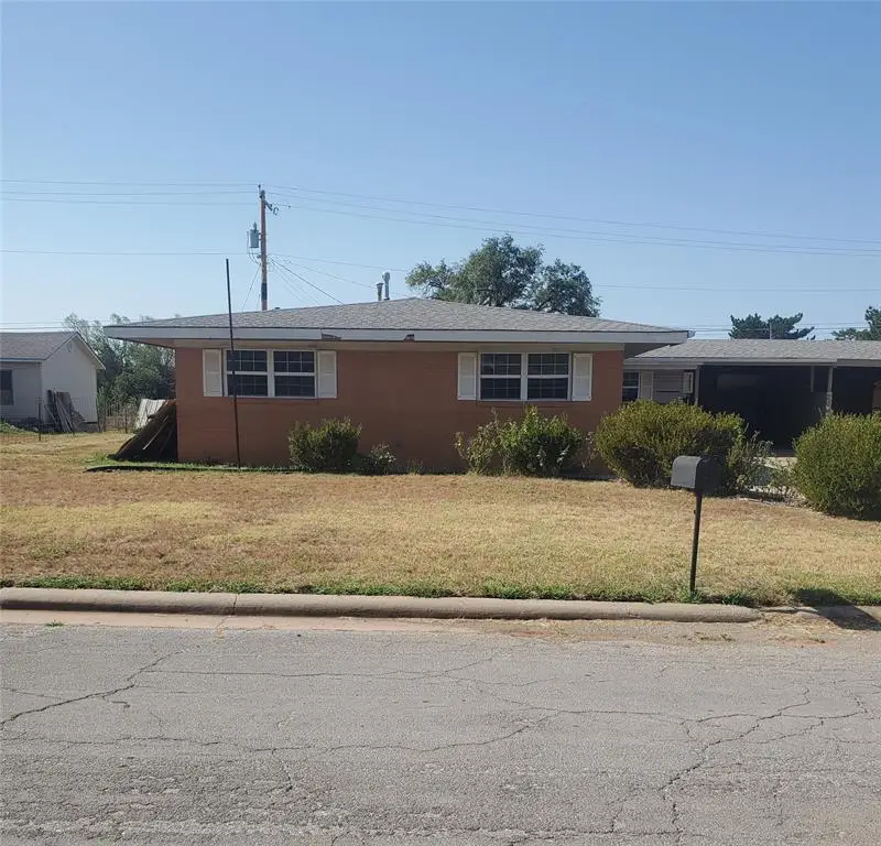 321 Pawnee Road #B, Foss, OK 73647 - #1