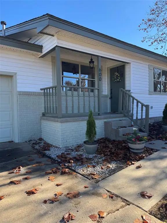 600 S Paul Street, Pauls Valley, OK 73075