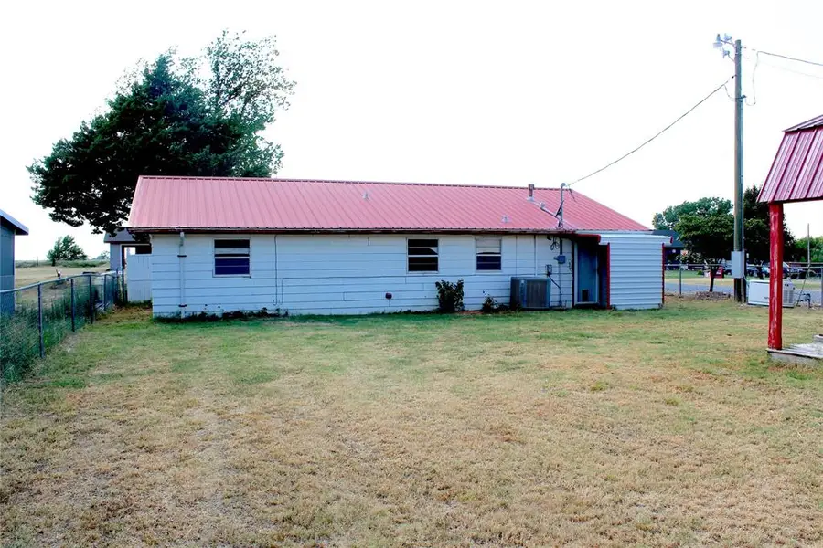 131 Wood Street, Fort Cobb, OK 73038 - #2