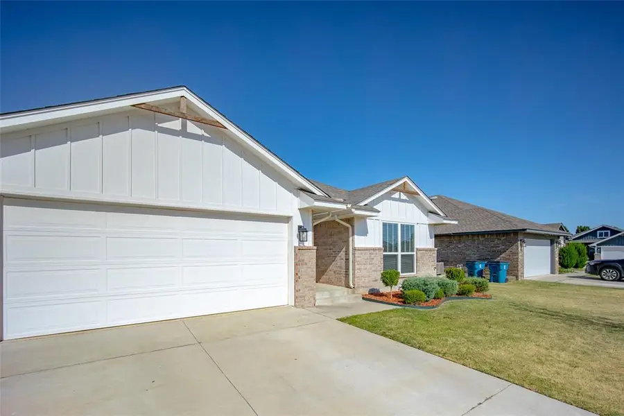 1731 Gladington Court, Newcastle, OK 73065 - #3