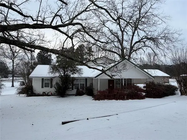 1664 N Us Highway 259 Highway, Broken Bow, OK 74728