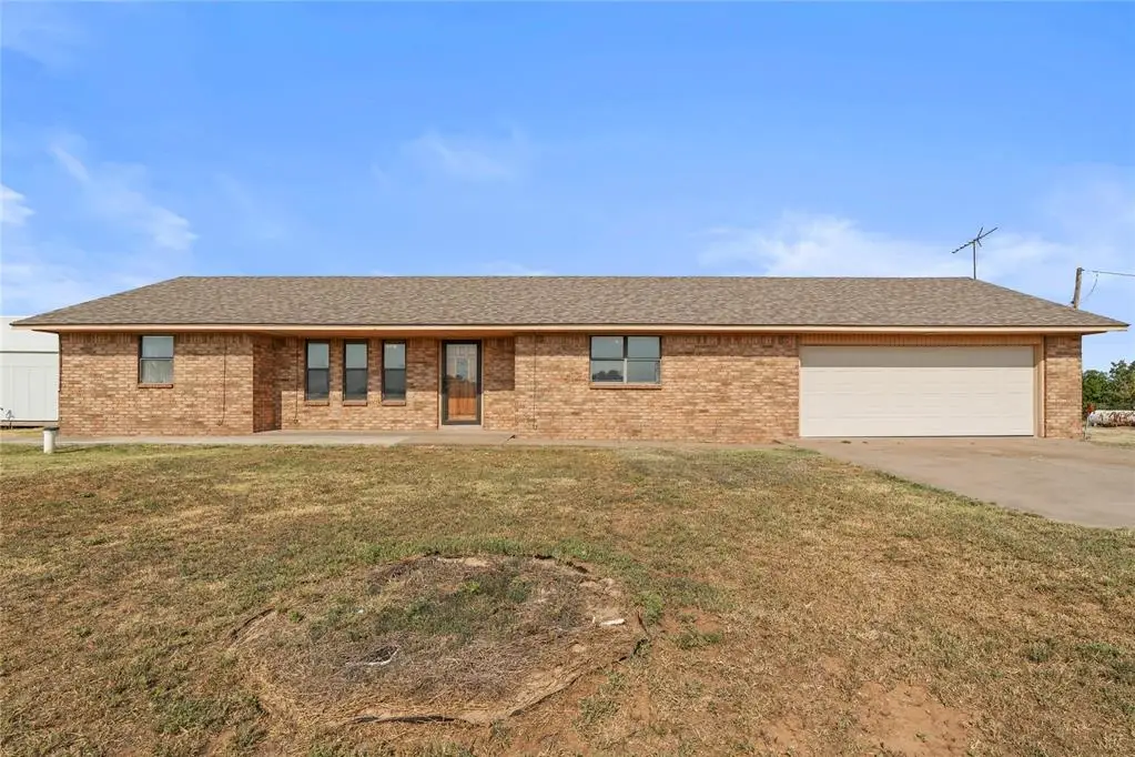 81613 N 2520 Road, Watonga, OK 73772 - #1