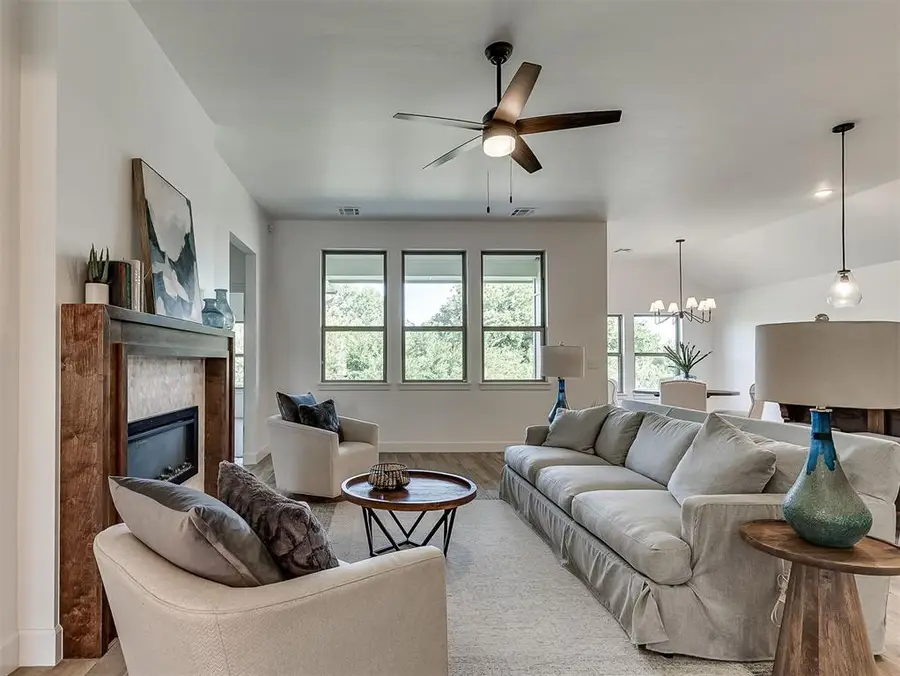 12501 Dolche Vita Drive, Yukon, OK 73099 - #3