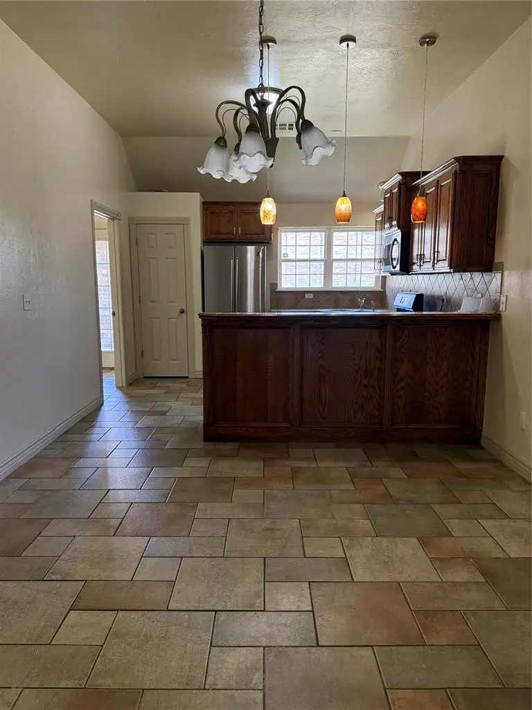1808 Dorothy Drive, Moore, OK 73170 - #3