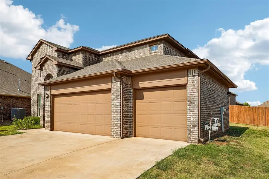 14721 Rambling Creek Circle, Oklahoma City, OK 73142 - #2