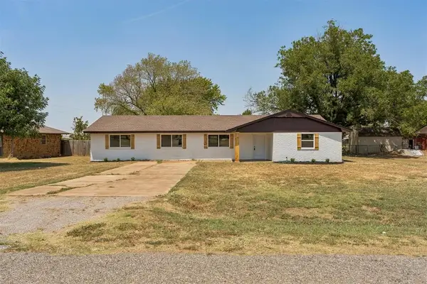 2024 E Robberts Avenue, Kingfisher, OK 73750