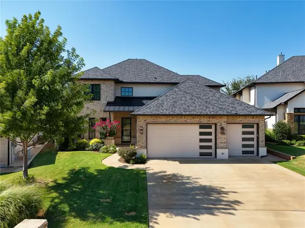 449 Saint Claire Drive, Edmond, OK 73025