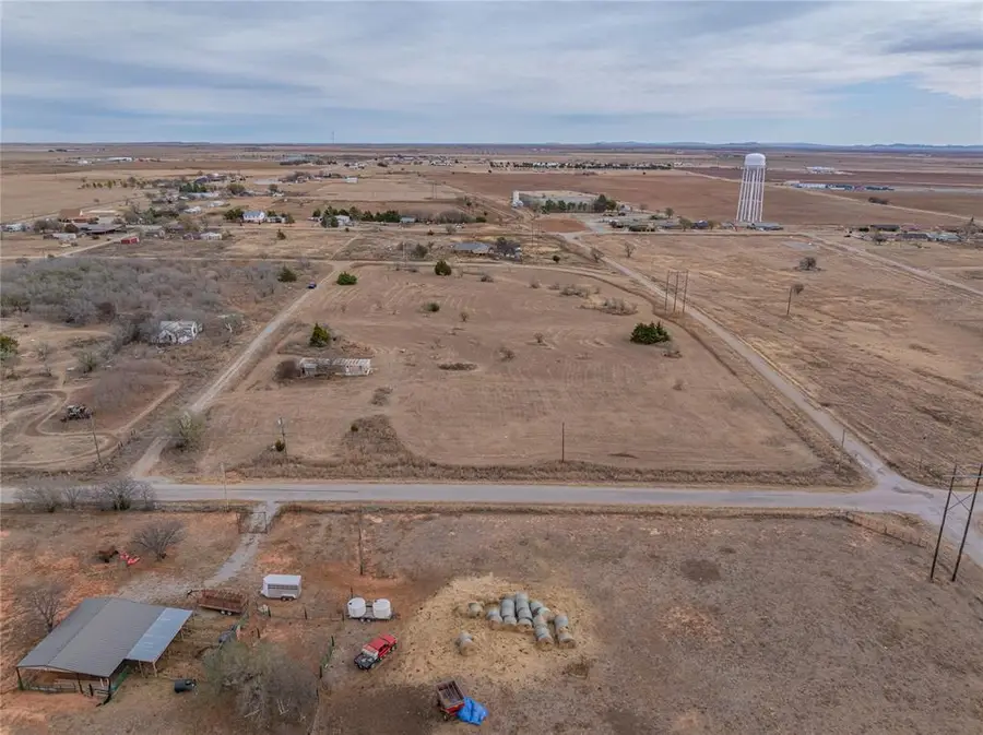 S Stephenson St (kenneth O'neal Dr)/ E 3rd Street, Hobart, OK 73651 - #2